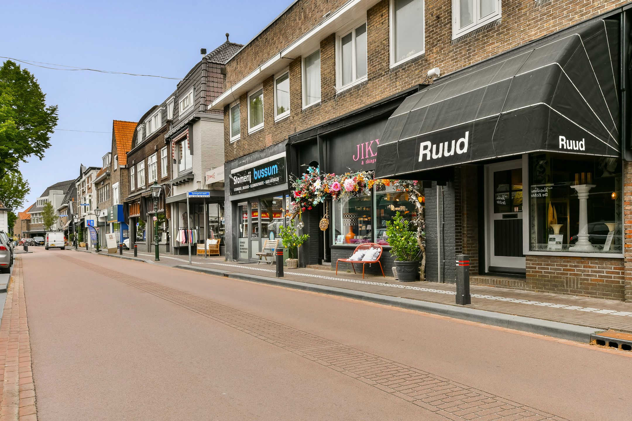 Photo 21 of Herenstraat 147