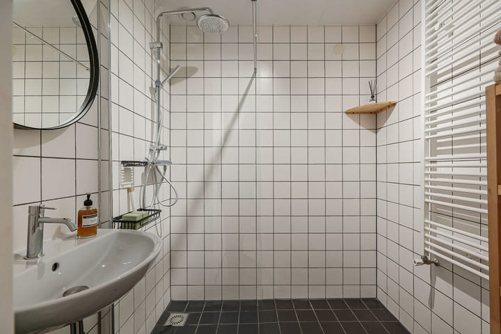 Tussenwoning te koop: Sumatraplantsoen 25, Amsterdam