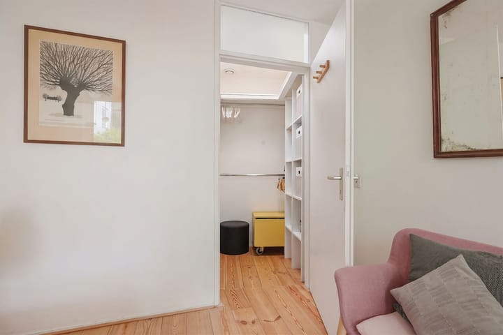 Tussenwoning te koop: Sumatraplantsoen 25, Amsterdam