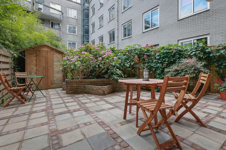 Tussenwoning te koop: Sumatraplantsoen 25, Amsterdam