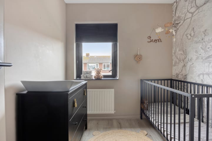 Hoekwoning te koop: Dr. A. de Haanstraat 11, Oud-Alblas