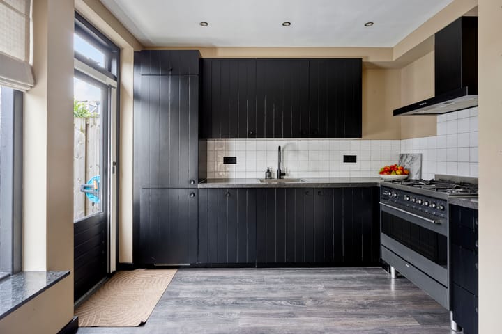 Hoekwoning te koop: Dr. A. de Haanstraat 11, Oud-Alblas