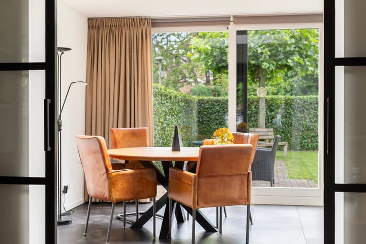 Twee-onder-één-kap te koop: Stokerserf 8, Eerbeek