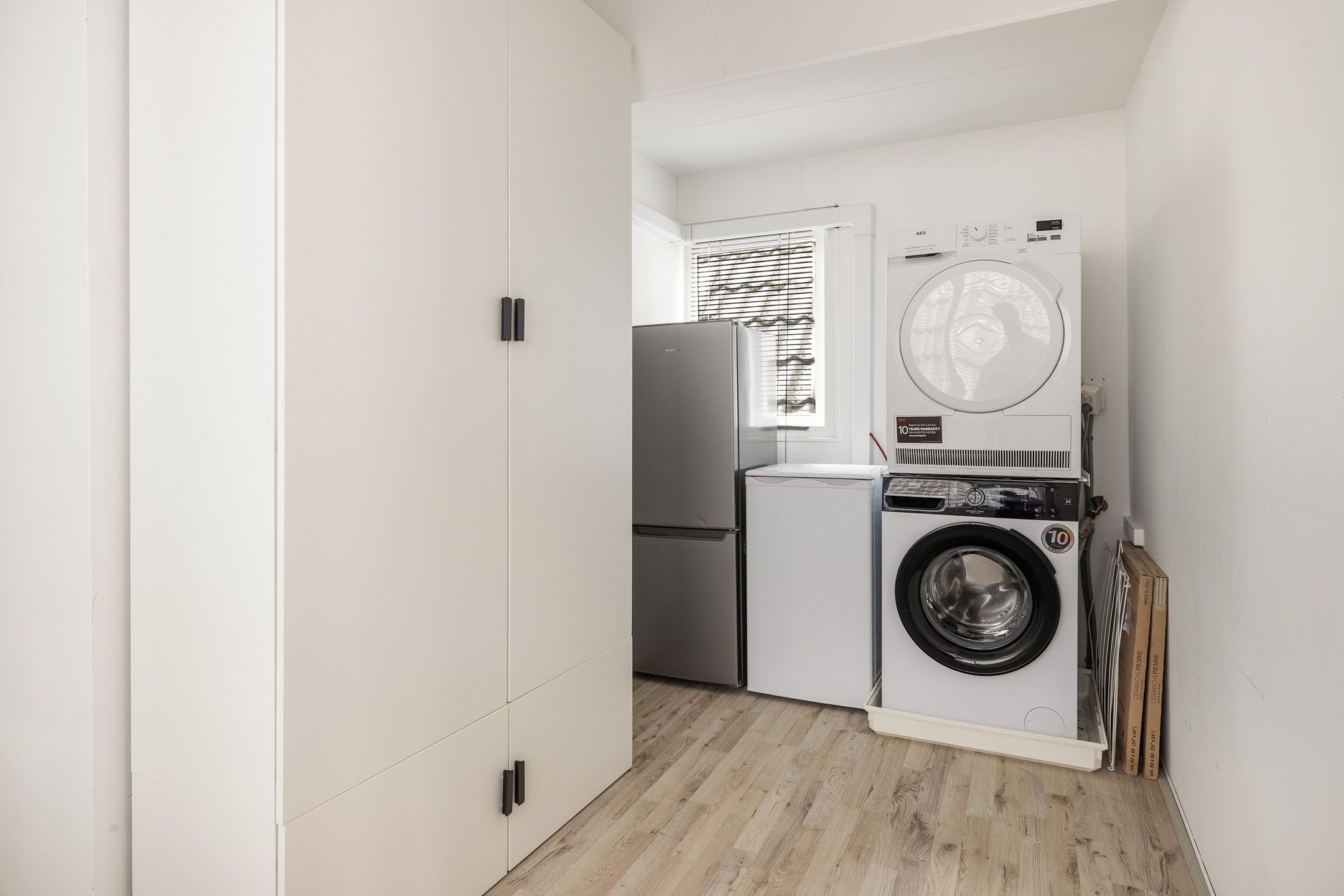 Photo 36 of Muys van Holystraat 14