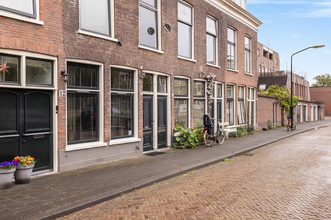 Photo 1 of Muys van Holystraat 14
