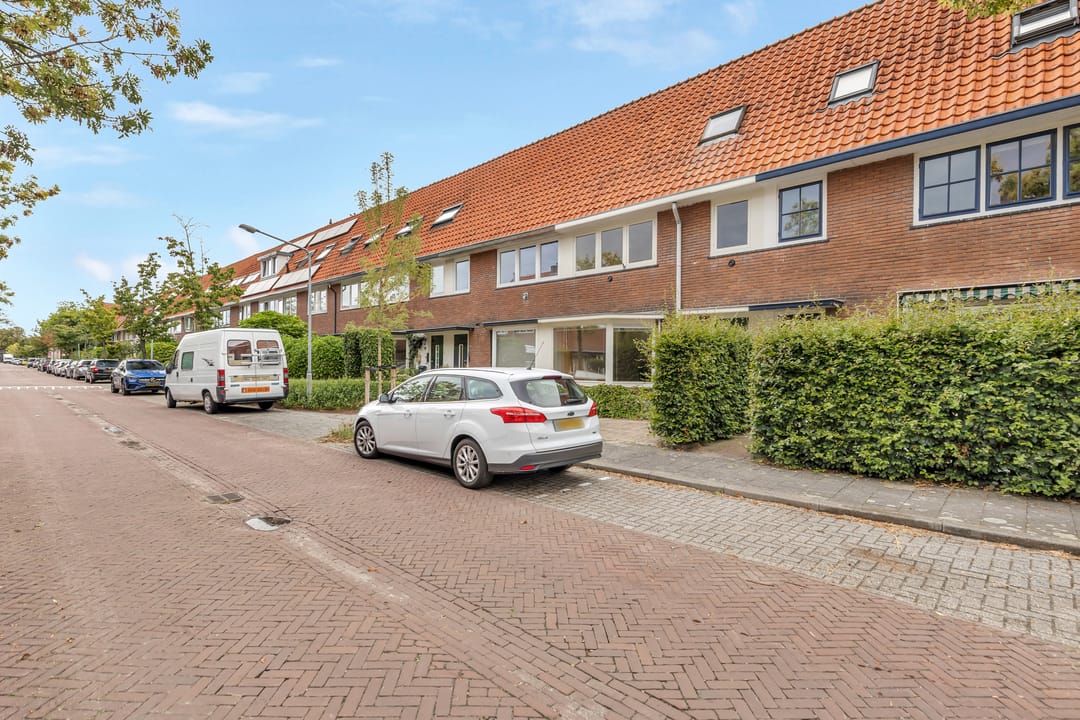 Photo 1 of Planetenstraat 101