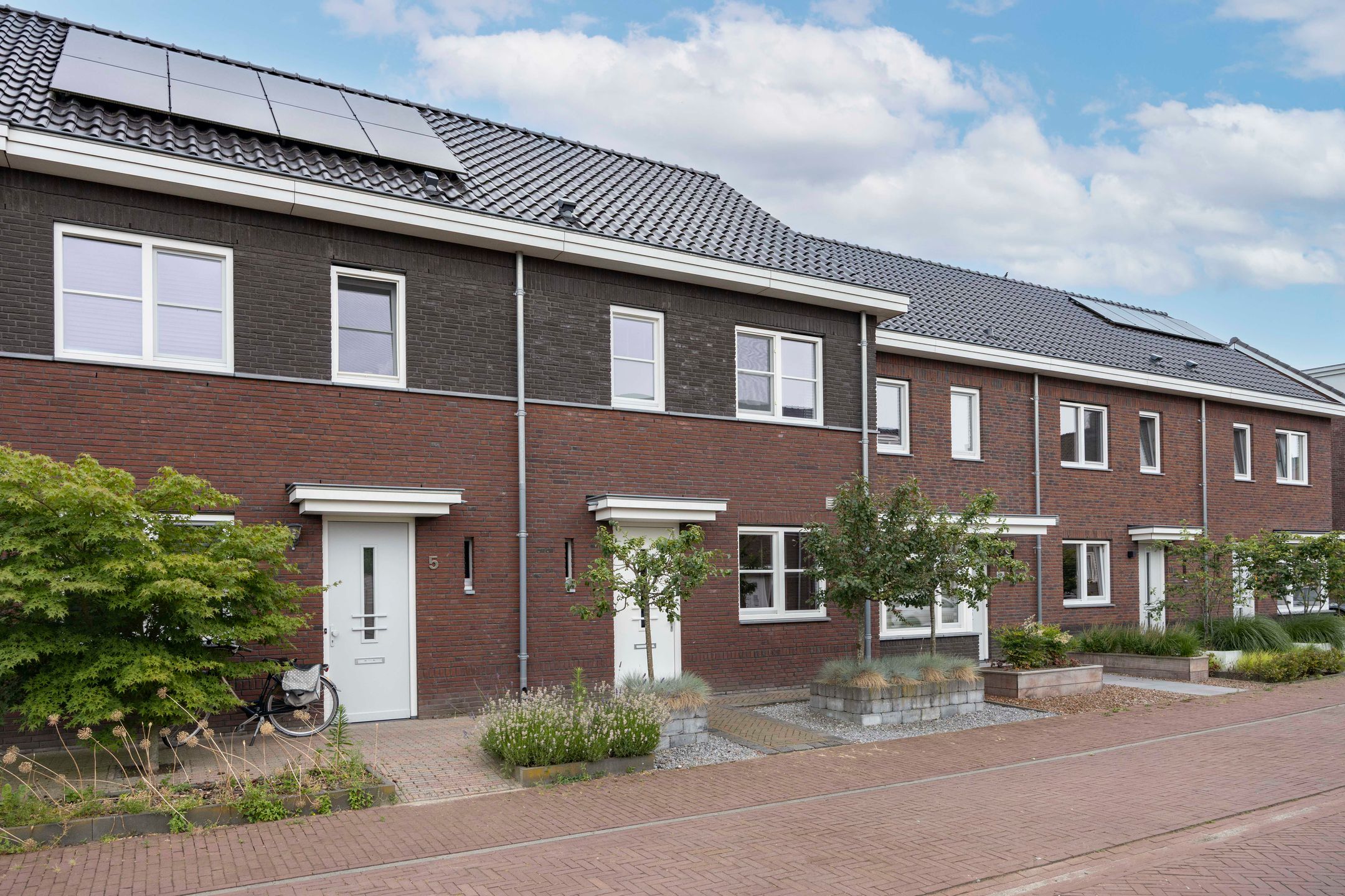 Foto 6 van Meester de Weertstraat 7