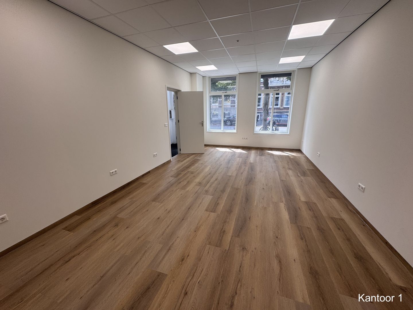View photo 3 of Badhuisstraat 70