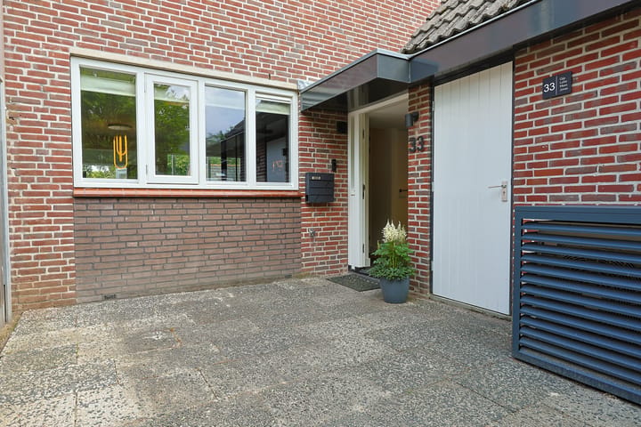 Tussenwoning te koop: Ottoborrengoed 33, Hoevelaken