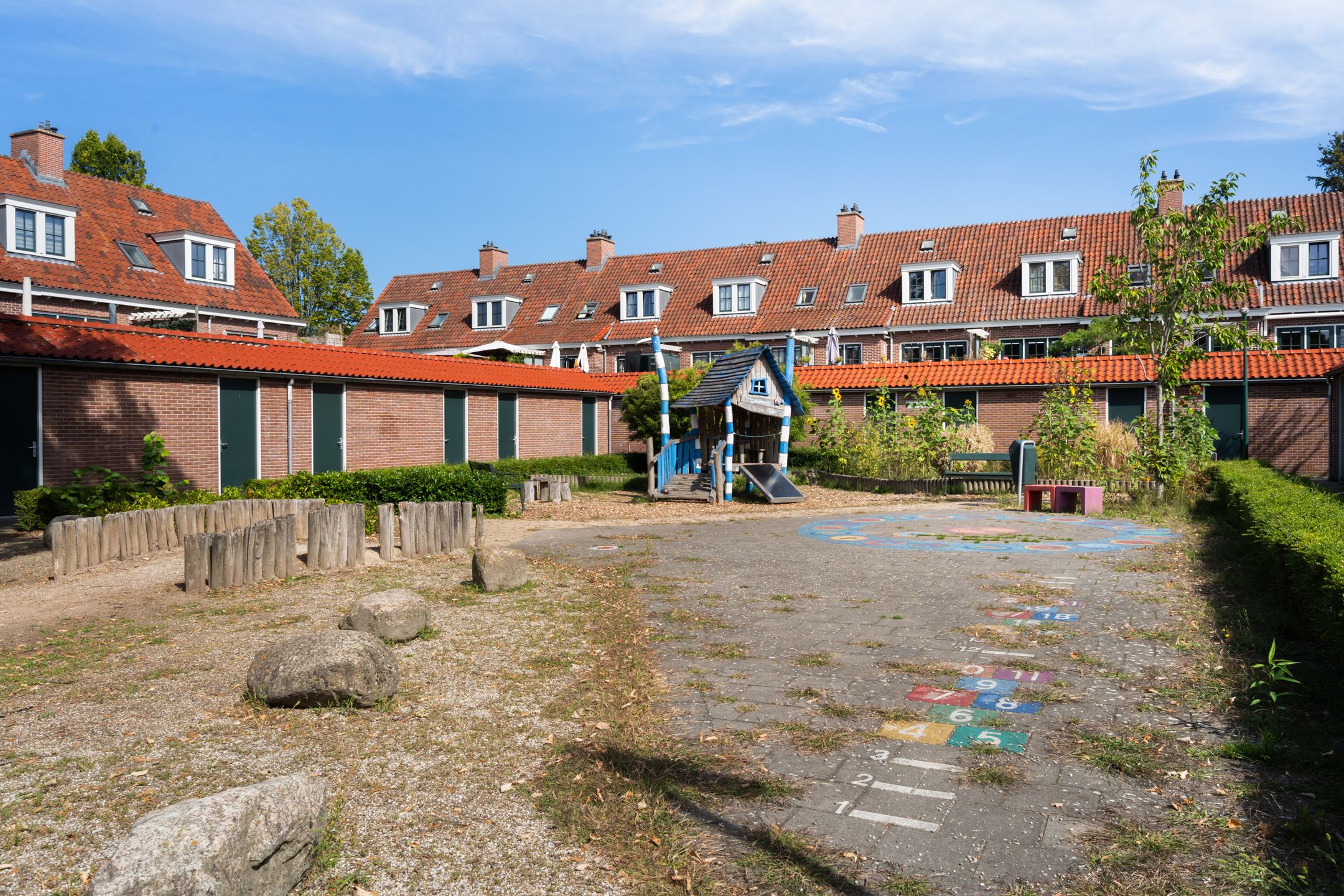 Photo 63 of Burgemeester Van Heemstrakwartier 14