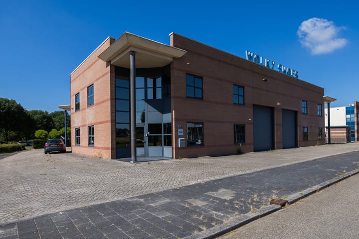 Voorveste 15-B, Houten