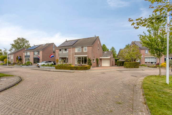 Hoekwoning te koop: De Boek 42, Burgum