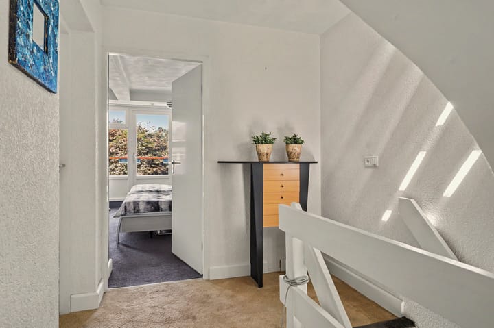Twee-onder-één-kap te koop: Dorpsweg 10, Reeuwijk