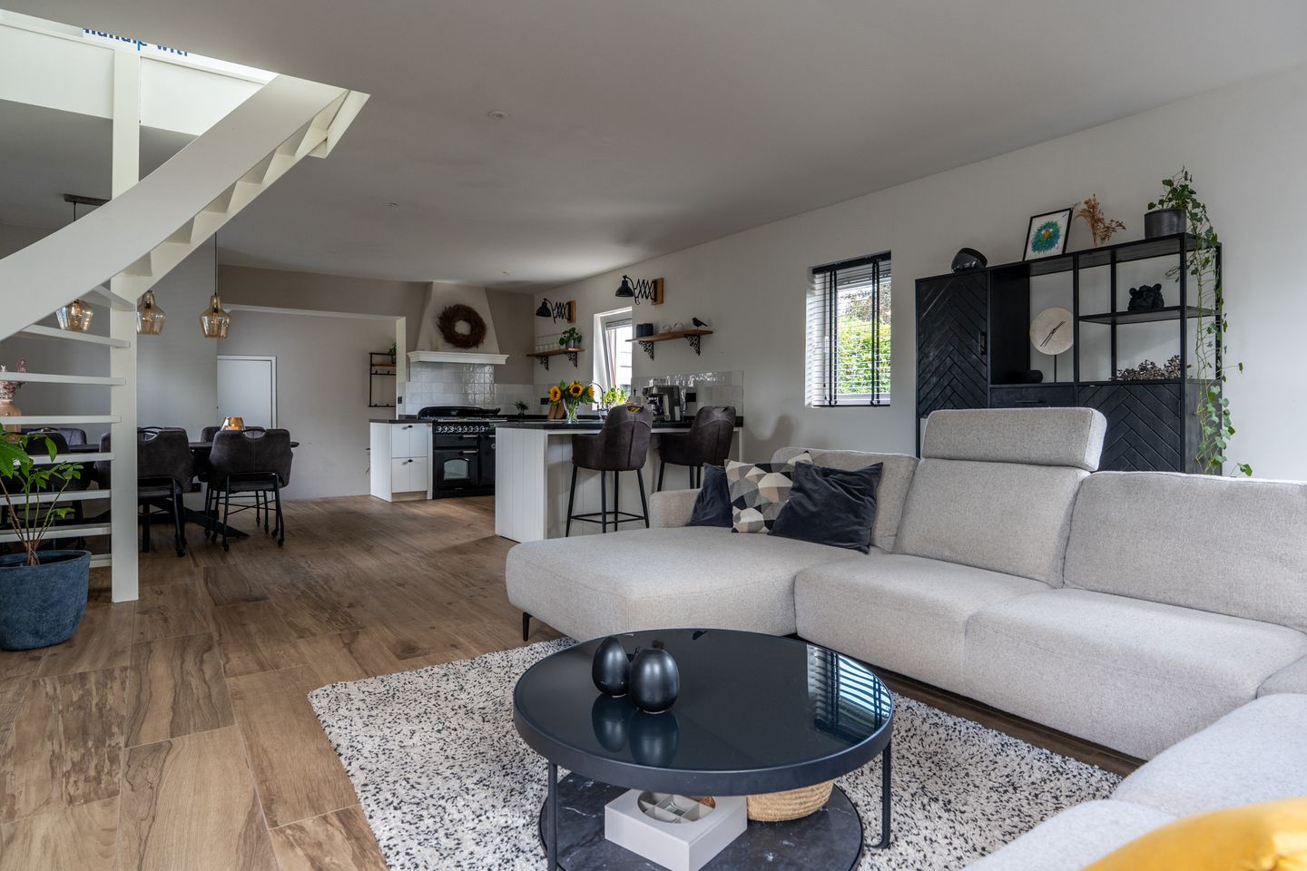 Photo 4 of Ommelanderwijk 289