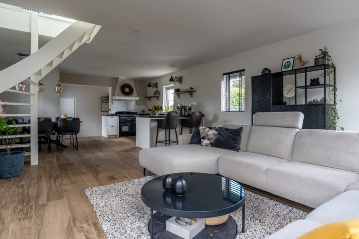 Photo 4 of Ommelanderwijk 289