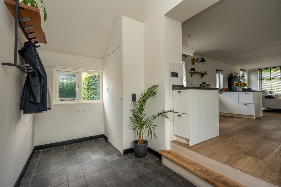 Photo 13 of Ommelanderwijk 289
