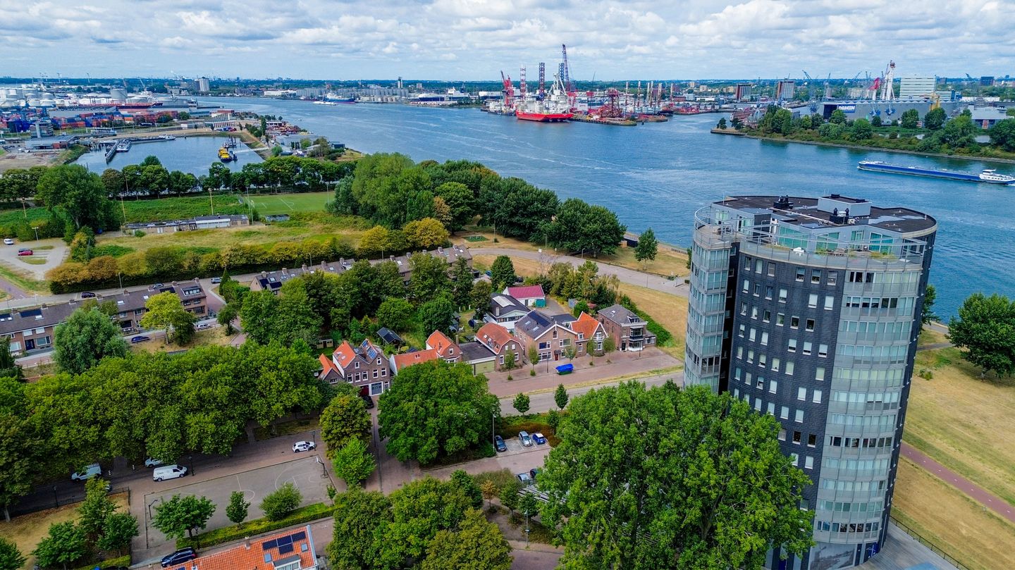 Photo 40 of Nieuwedijk 30