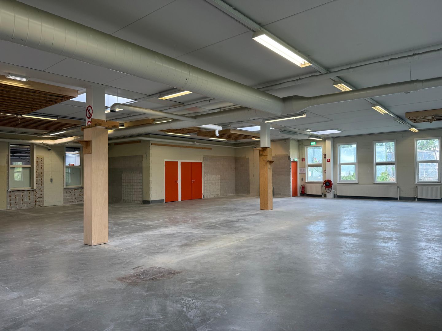 View photo 5 of Maarten Harpertsz. Trompweg 229