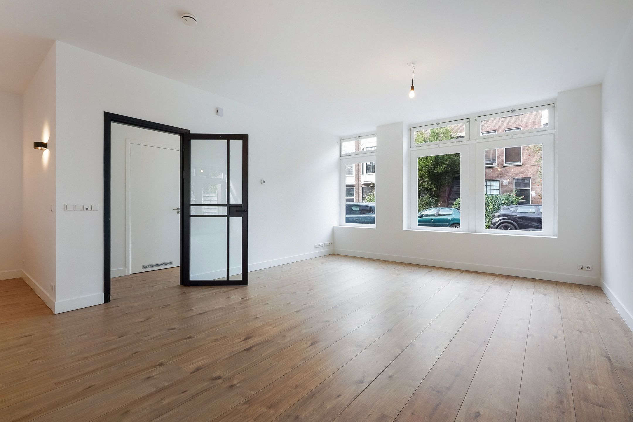 Photo 12 of 2e De Carpentierstraat 244