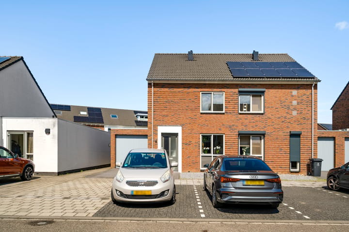 Hoekwoning te koop: Schoolpad 103, Roermond