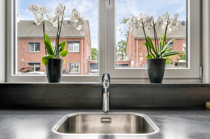 Hoekwoning te koop: Schoolpad 103, Roermond