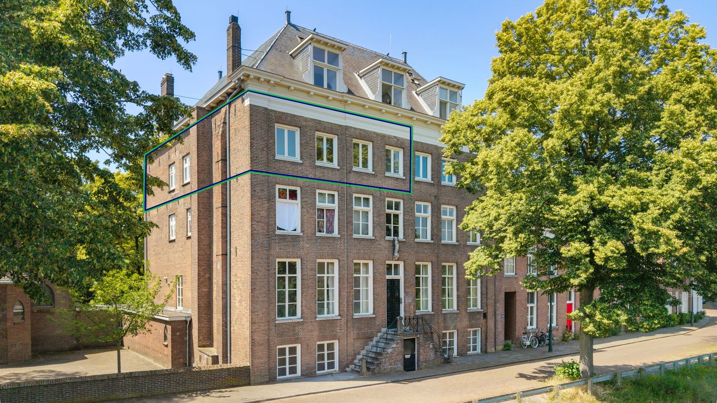 Photo 1 of Graaf van Solmsweg 71-C