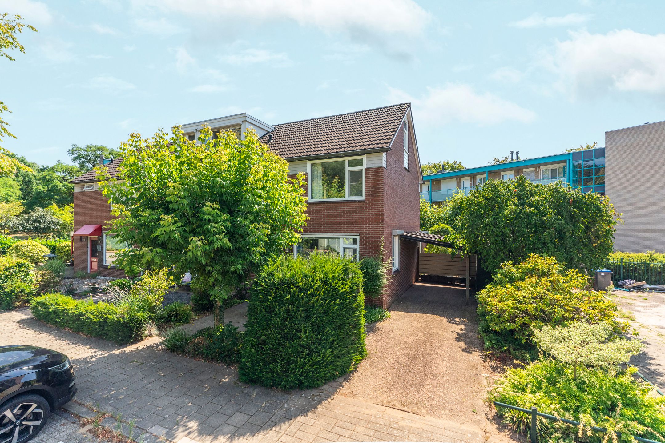 Borneostraat 5 