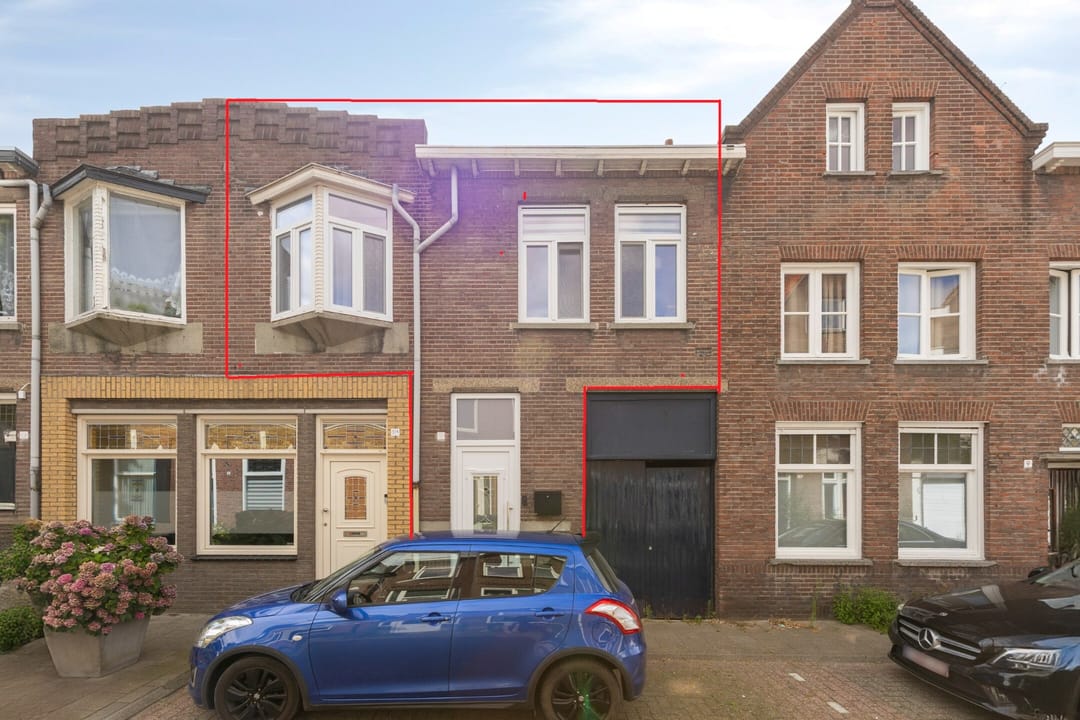 Photo 1 of Klaverstraat 11