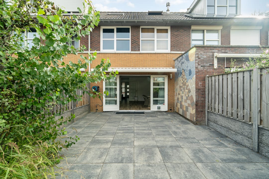 Foto 8 van A. Roland Holststraat 22