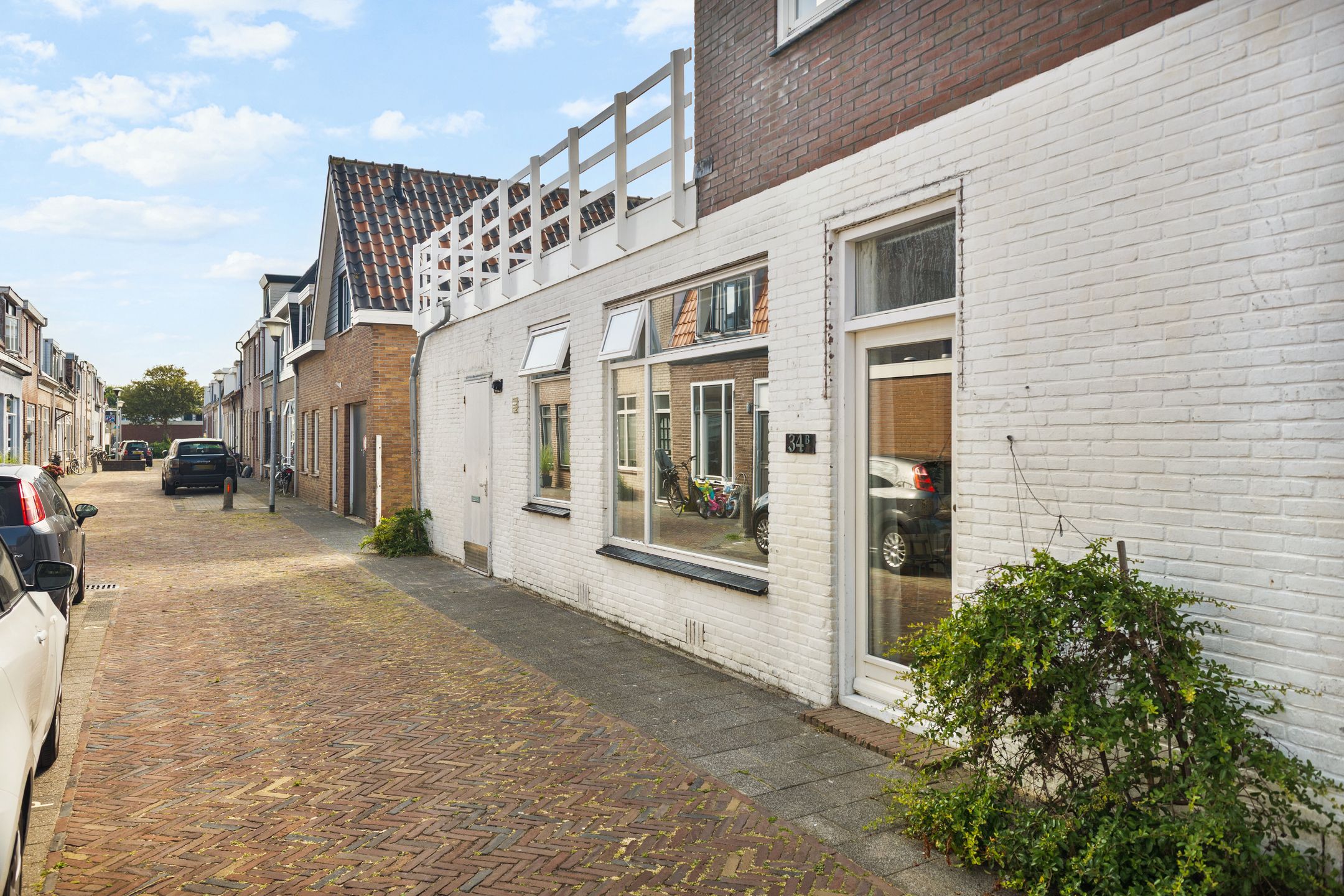 Photo 36 of De Ruijterstraat 34-B