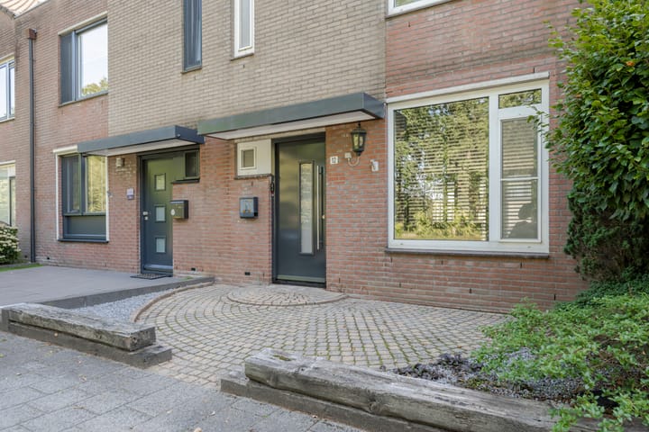 Foto 2 van Roodzwenk 12