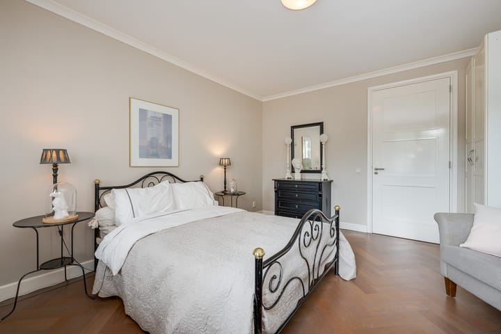 Appartement te koop: Annie M.G. Schmidtlaan 370, Voorschoten