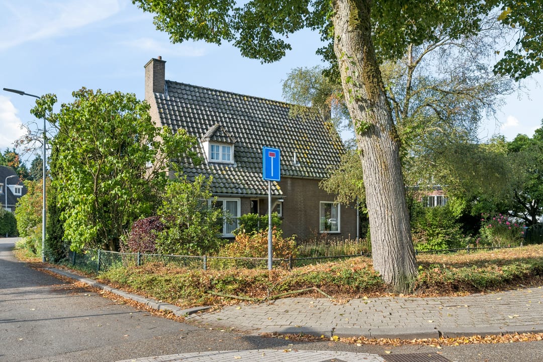Photo 47 of Liniestraat 2