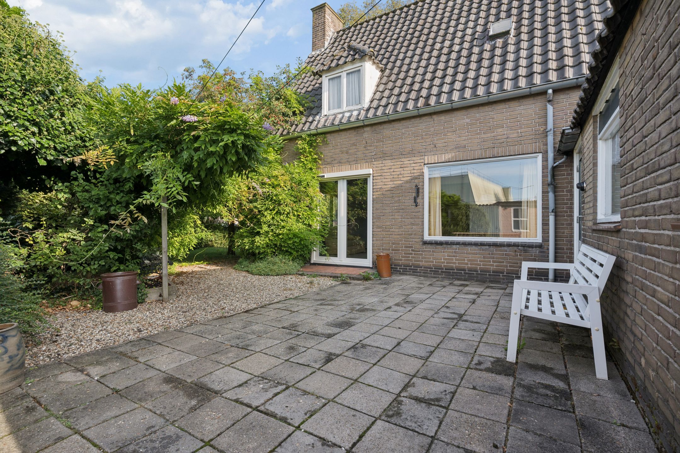 Photo 39 of Liniestraat 2