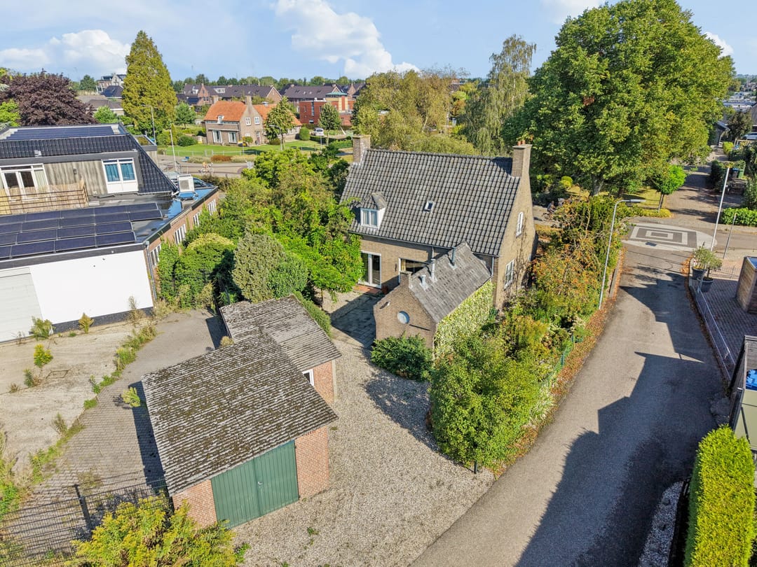 Photo 38 of Liniestraat 2