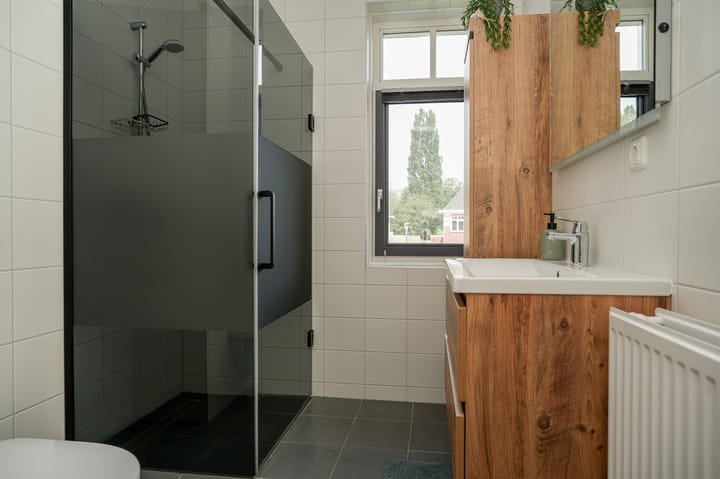 Tussenwoning te koop: Tinbergenplantsoen 35, Zaltbommel