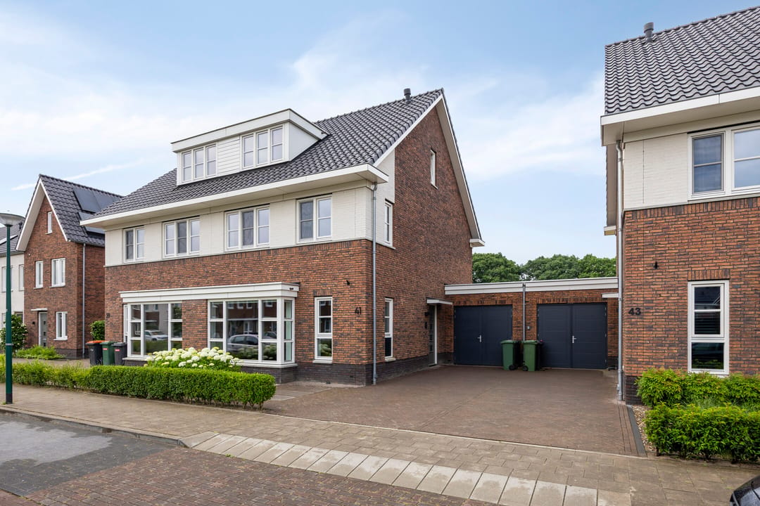 Photo 1 of Van de Ven-erf 41