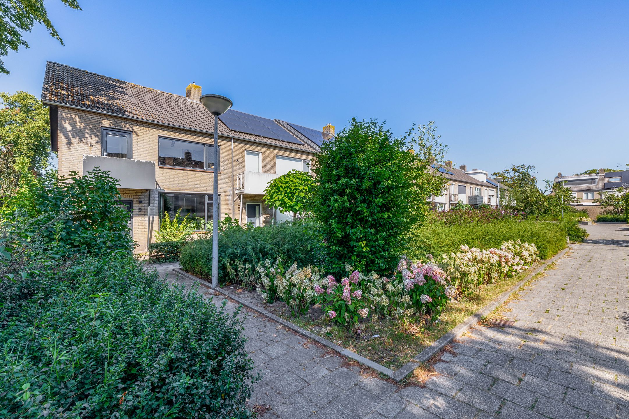 Photo 6 of Groen van Prinstererlaan 9