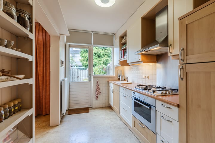 Tussenwoning te koop: Populierenhof 52, Bodegraven