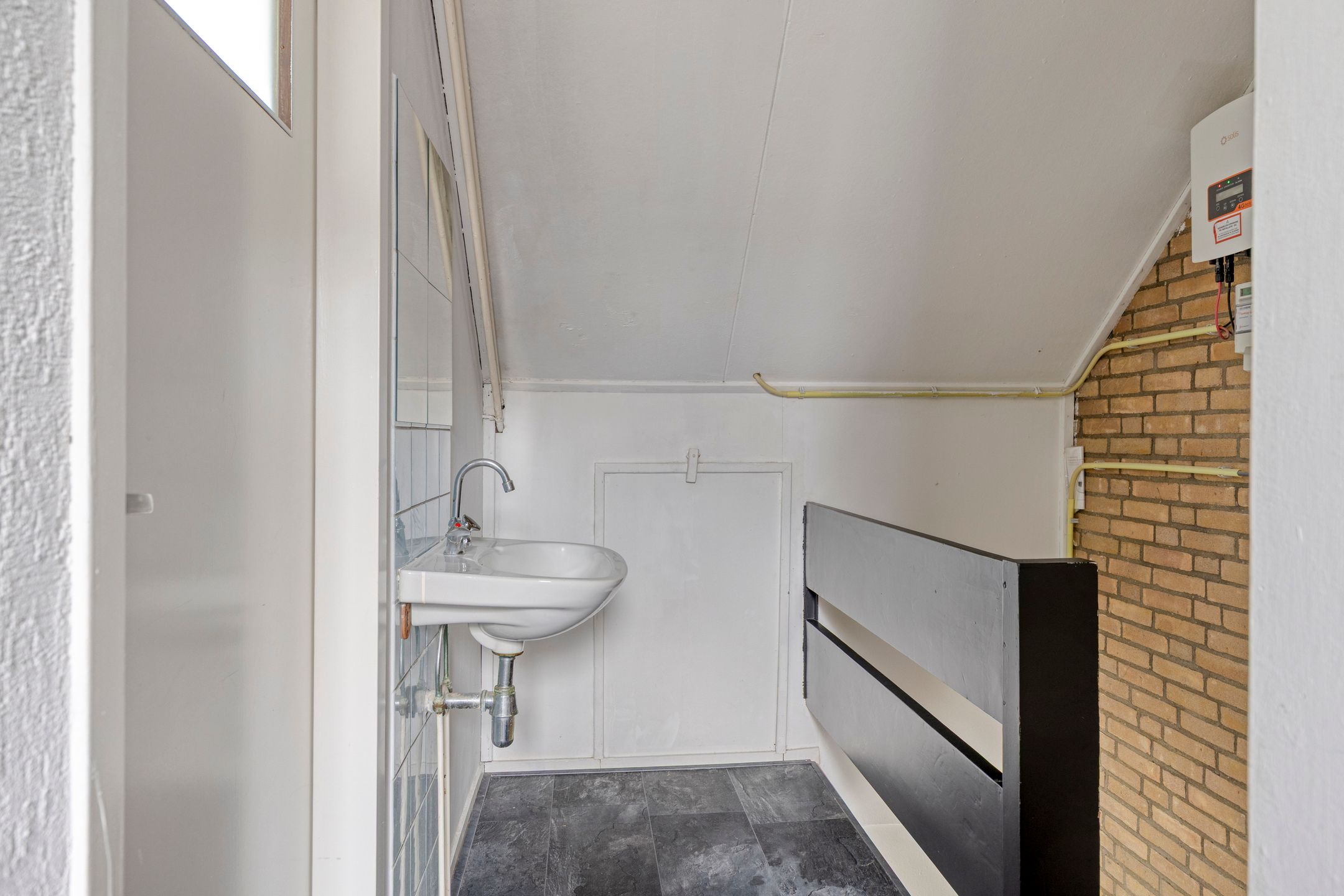 Photo 15 of Hellendaalstraat 17