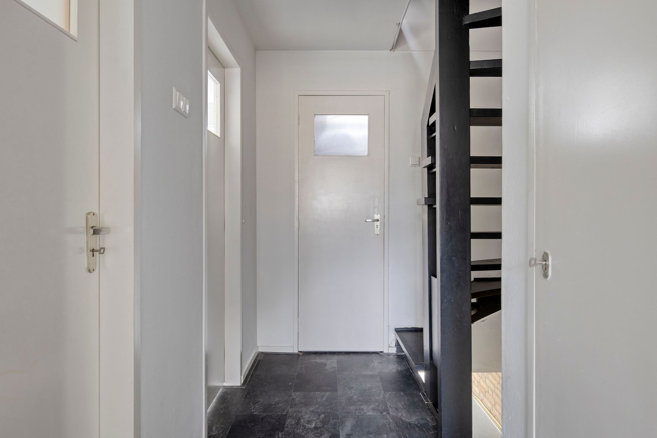 Photo 9 of Hellendaalstraat 17