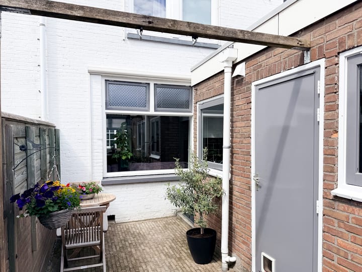 Tussenwoning te koop: Nieuwstraat 38, Genemuiden