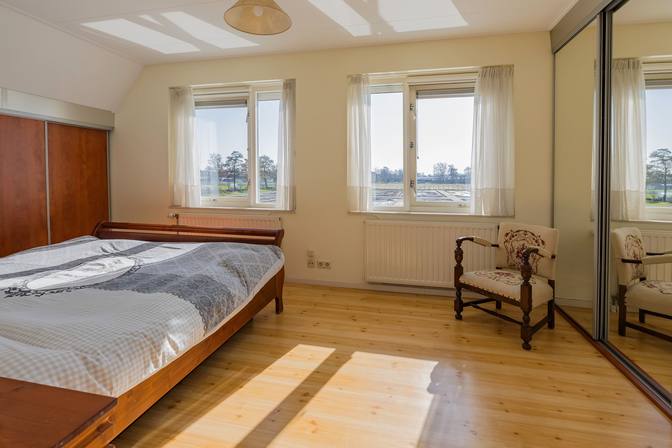 Foto 24 van Turfeiker 42