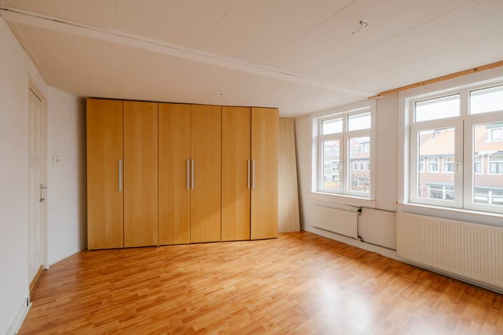 Tussenwoning te koop: Reijer Anslostraat 53, Haarlem