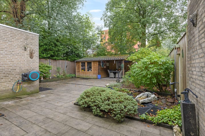 Foto 4 van Voorschotenhof 12