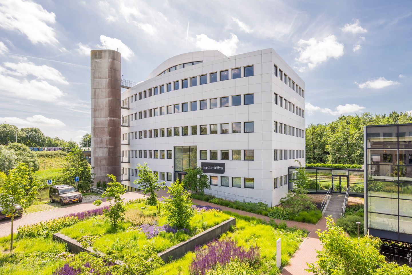 View photo 1 of Modemweg 37
