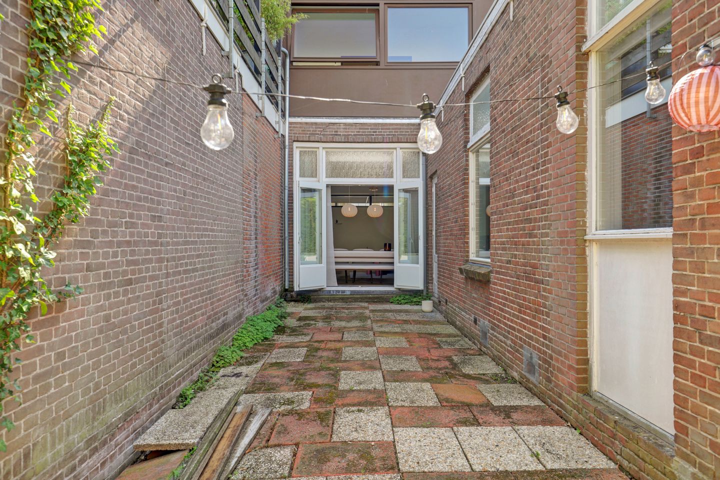 Foto 50 van Reeweg Oost 92