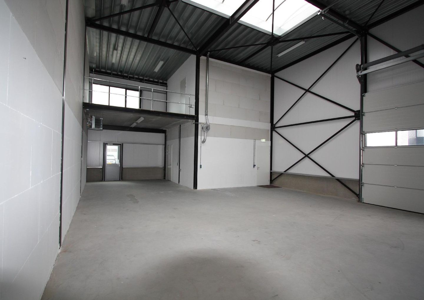 View photo 2 of Baileystraat 2-L