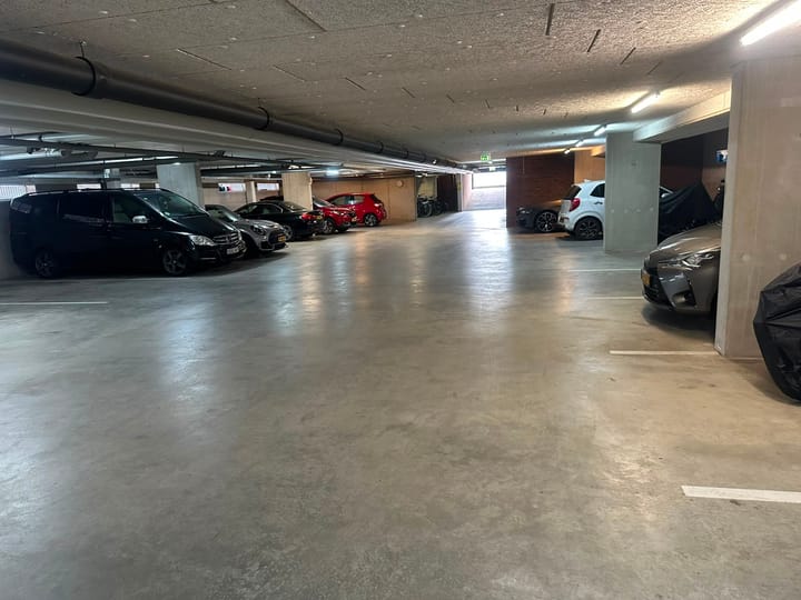 Photo 2 of Van Slingelandstraat parkeerplaats A54