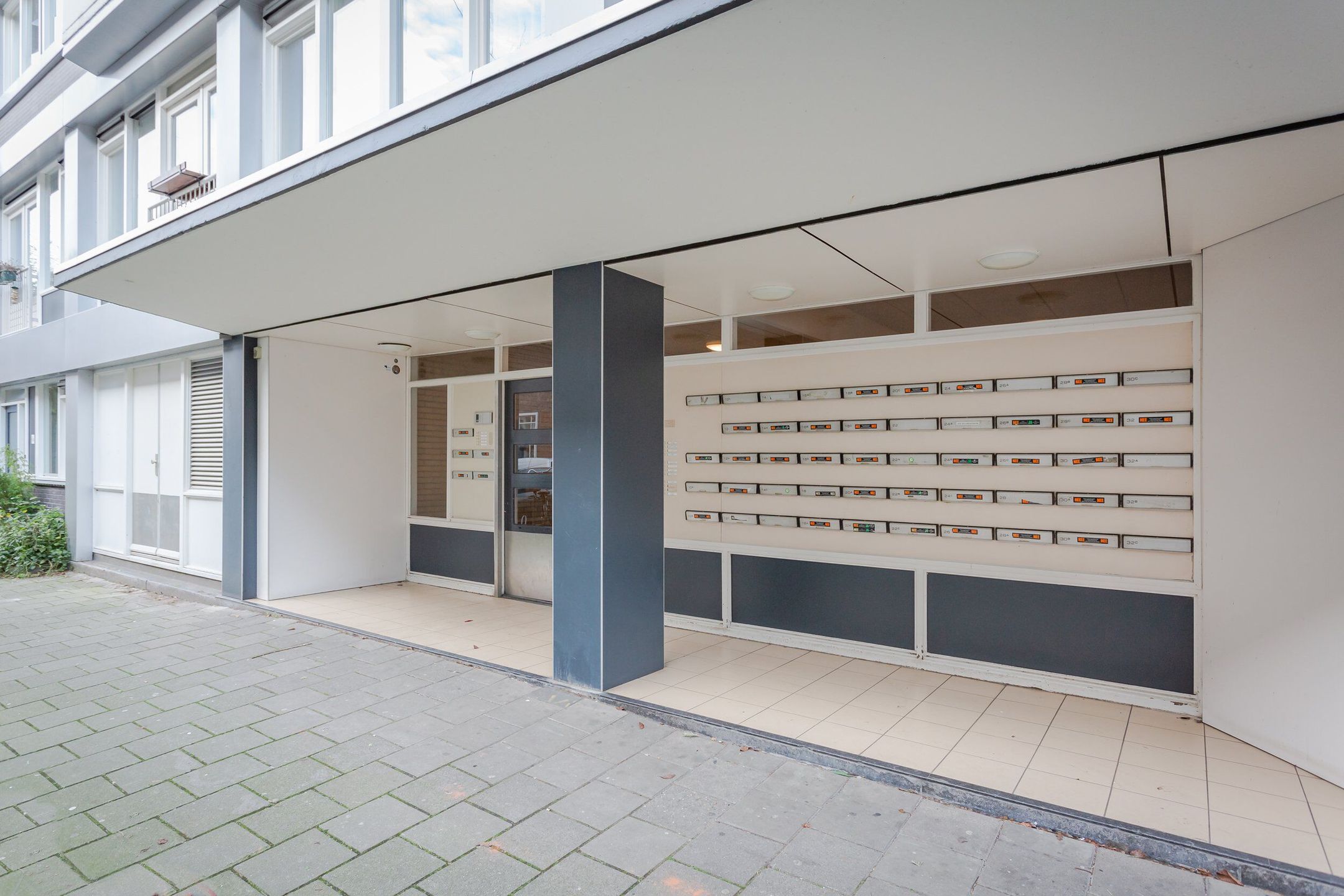Appartement Eerste Helmersstraat 30-A — foto 2